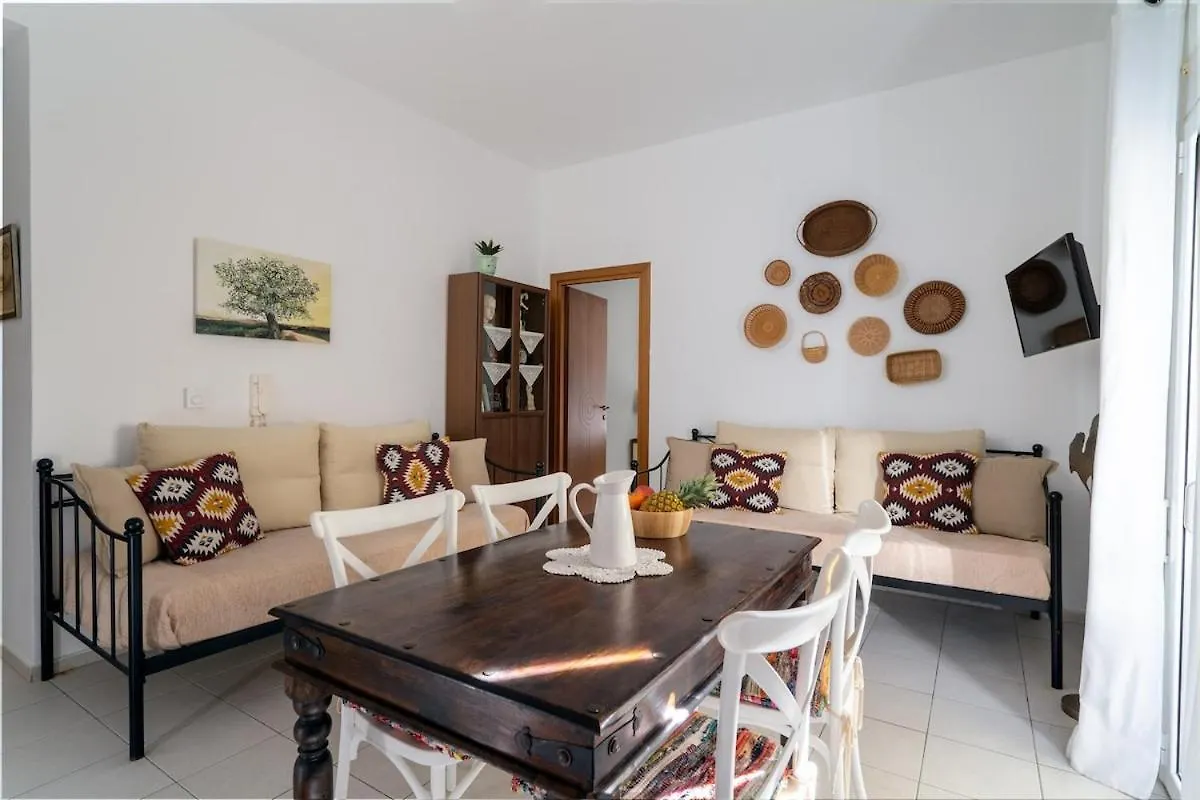 Coastal Key 3 Apartment Gazi