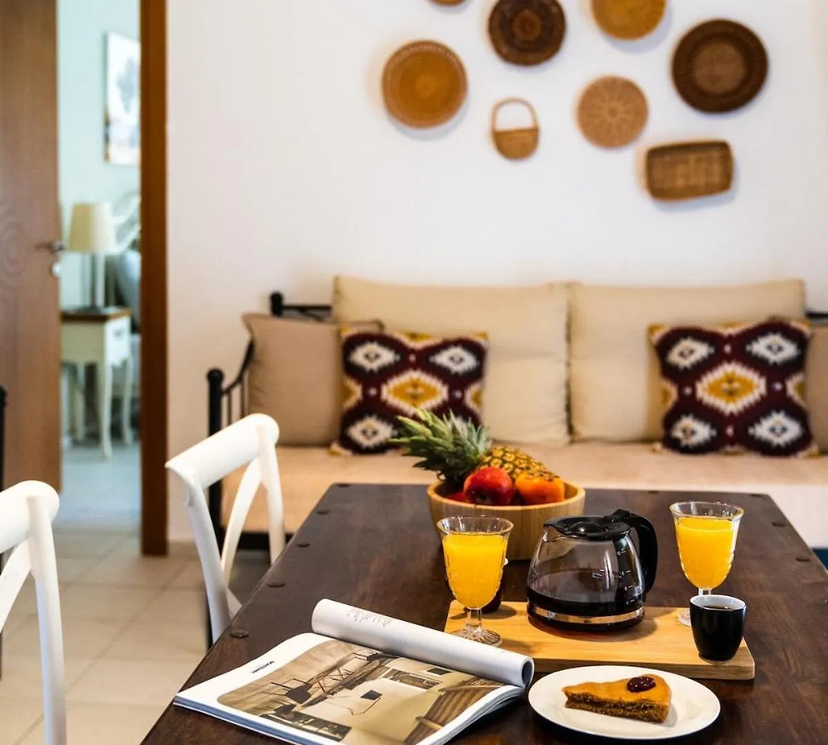 Coastal Key 3 Apartment Gazi